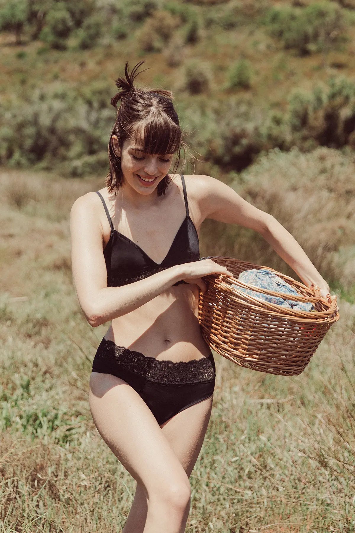 Anthéia Zwarte Tanga